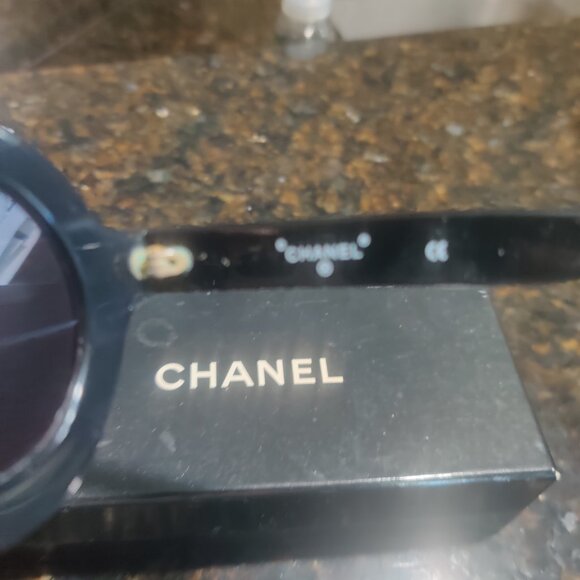 CHANEL CC Logos Round Sunglasses - Picture 7 of 8